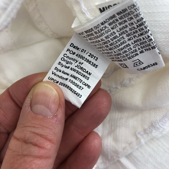 Nine West Women’s 6 White Capri Pants Bling Embellished - Picture 12 of 16